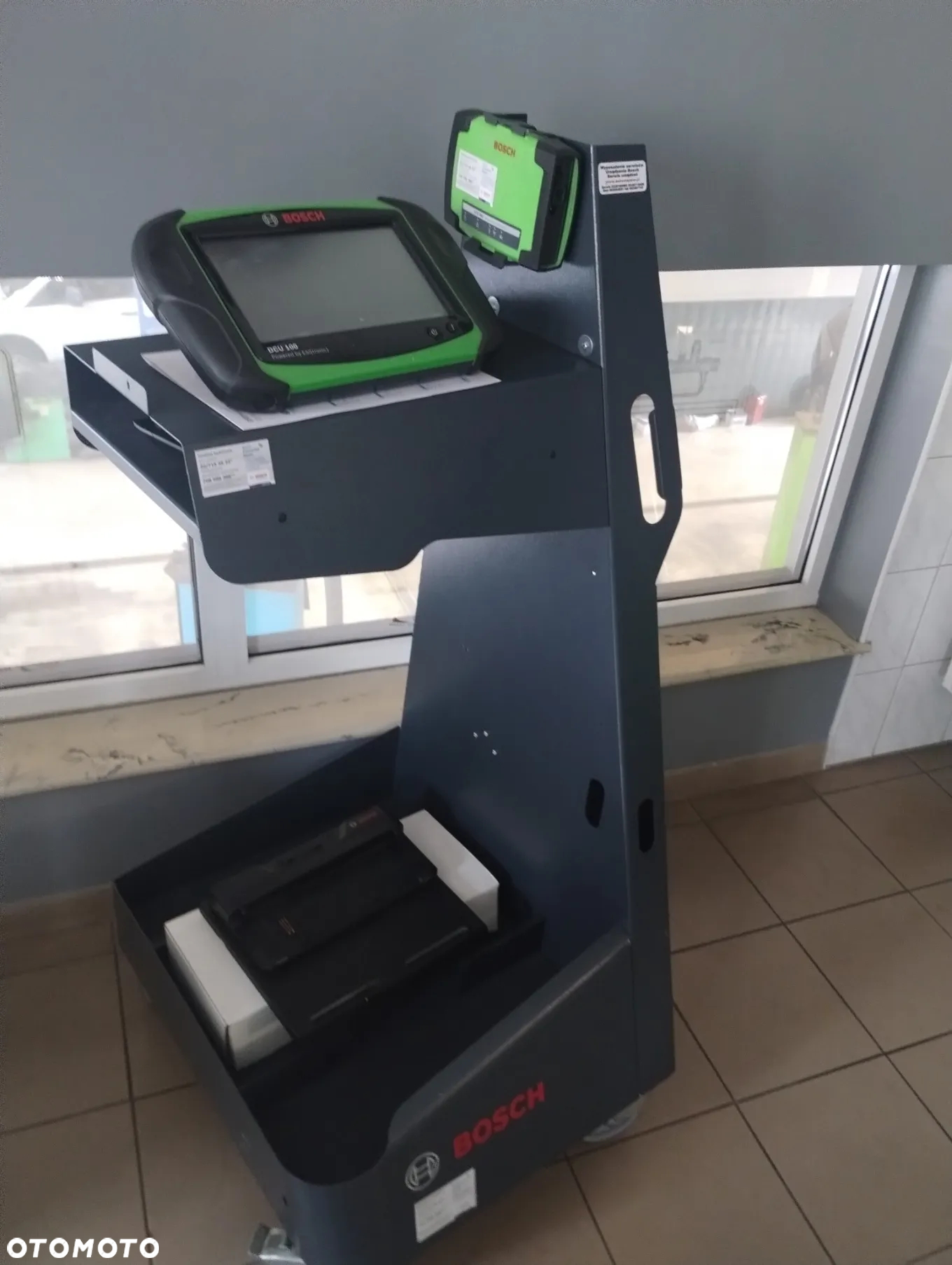 Wózek - Regał - Szafka pod tester usterek Kts i FSA Bosch - 8