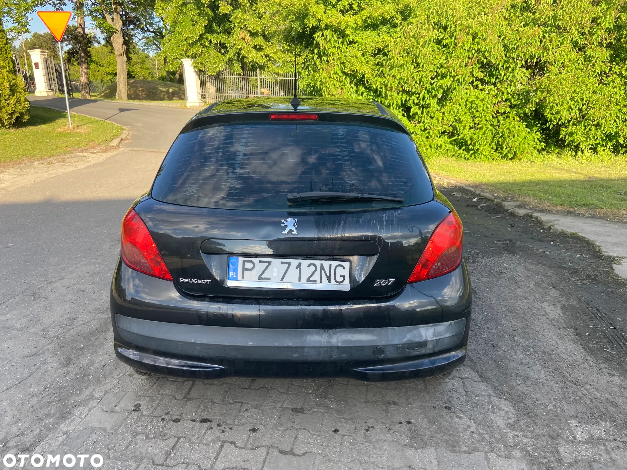 Peugeot 207 - 2