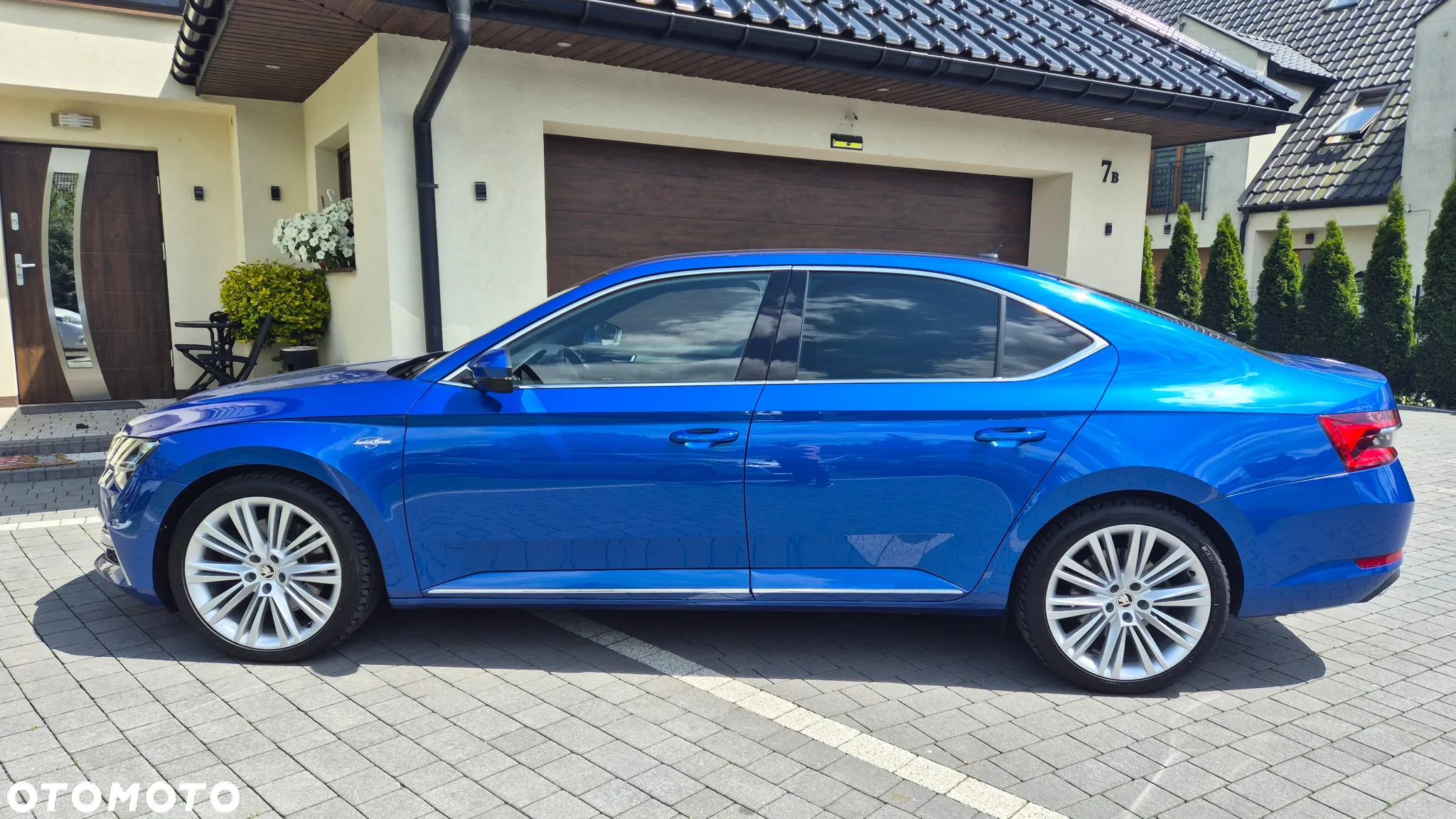 Skoda Superb 2.0 TSI 4x4 L&K DSG - 2