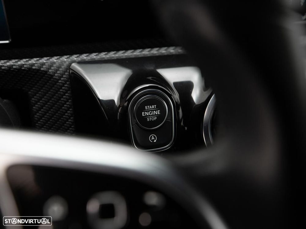 Mercedes-Benz A 180 d Progressive - 17