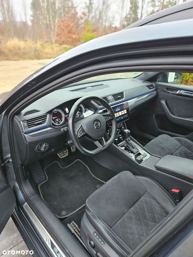 Skoda Superb 2.0 TDI DSG SportLine - 16