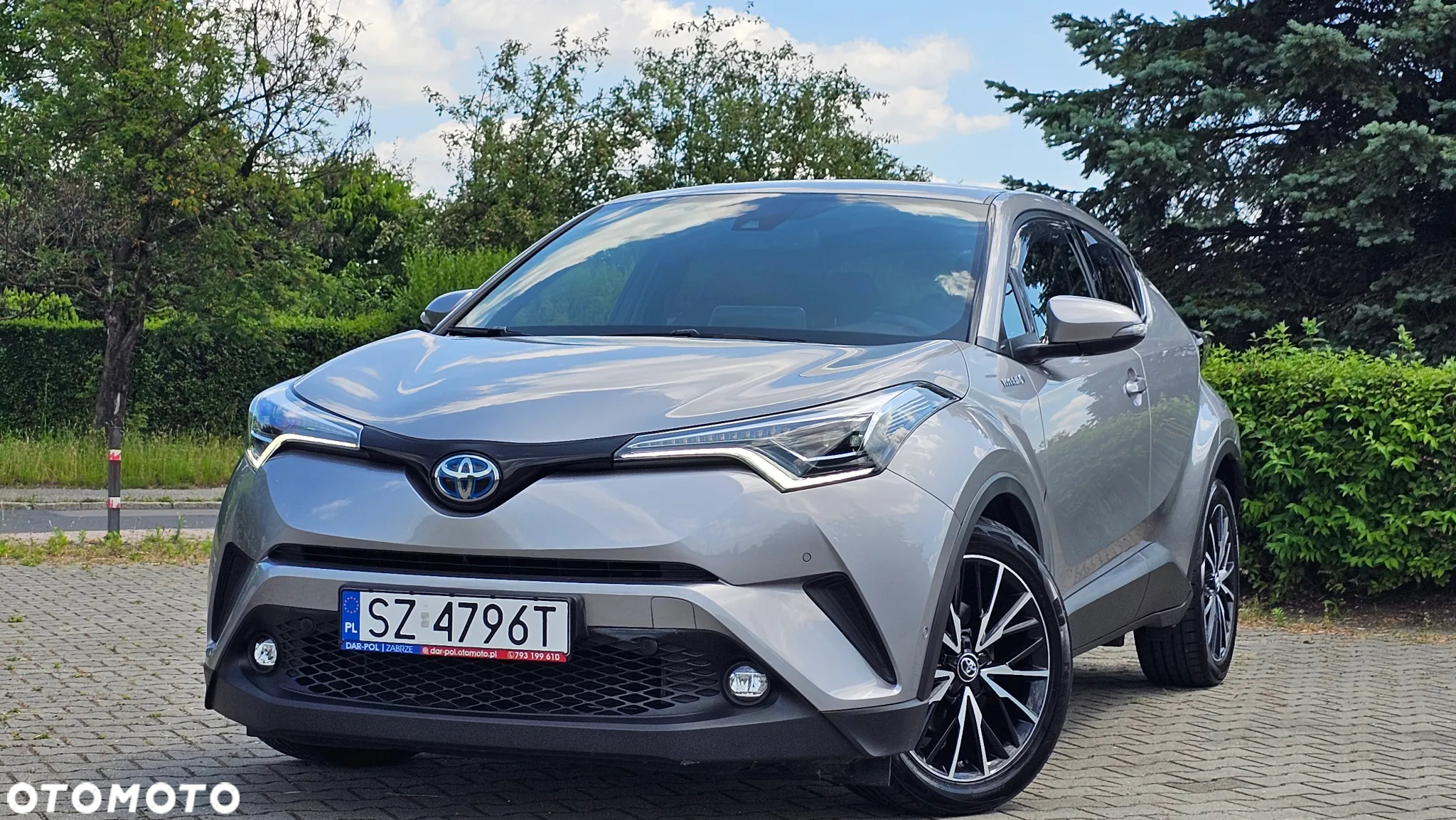 Toyota C-HR Hybrid Lounge - 19
