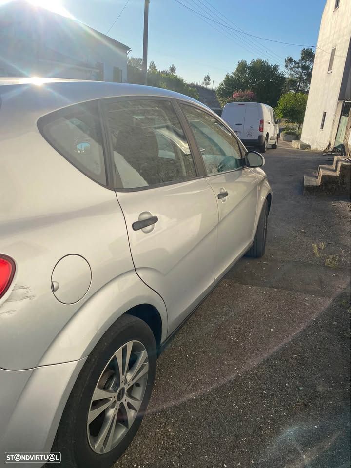 SEAT Altea 1.6 Reference - 4
