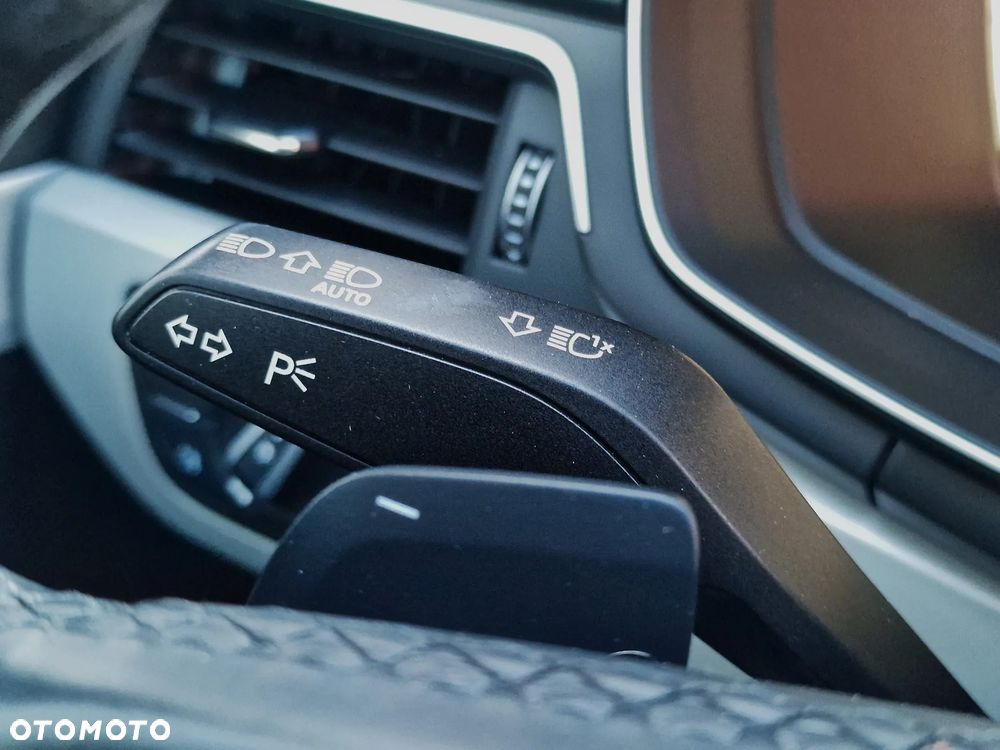 Audi A4 Avant 30 TDI mHEV S tronic - 37