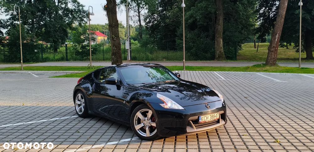 Nissan 370 Z - 3