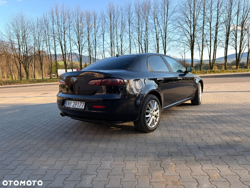 Alfa Romeo 159 1.9 JTDM 16V DPF Distinctive - 8