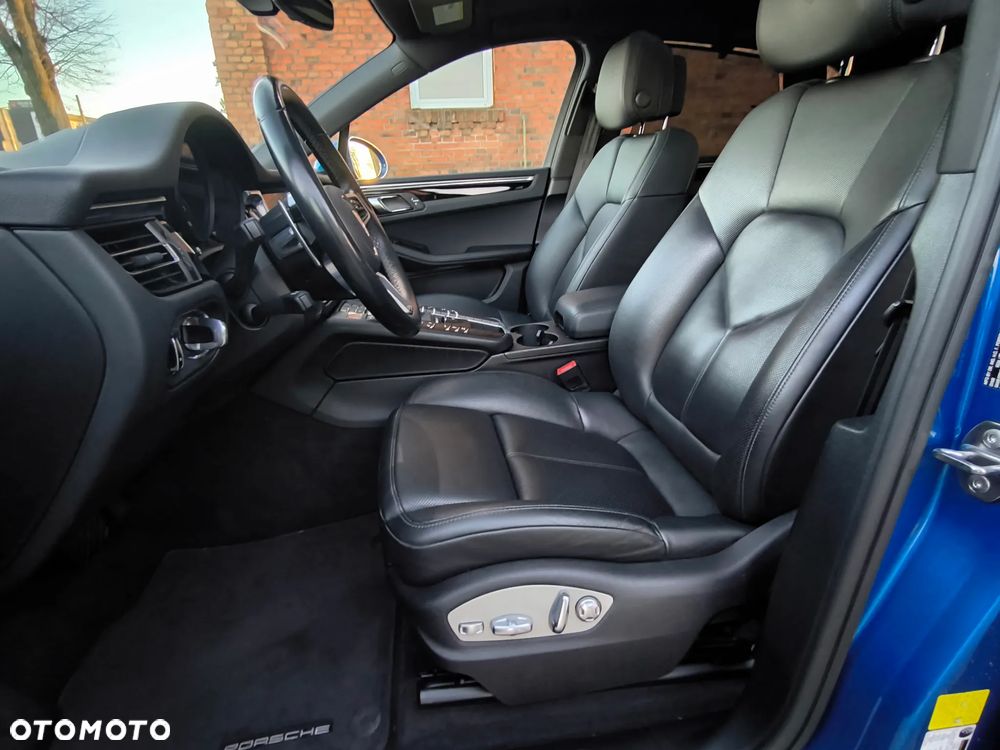 Porsche Macan - 32