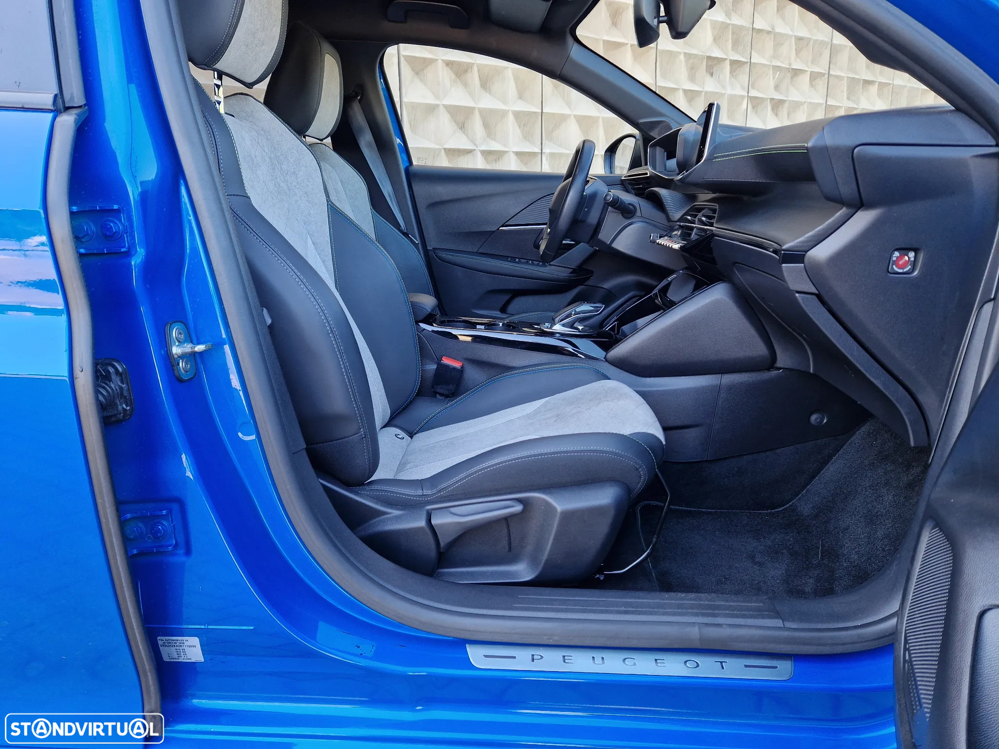 Peugeot e-208 50 kWh GT Line - 16