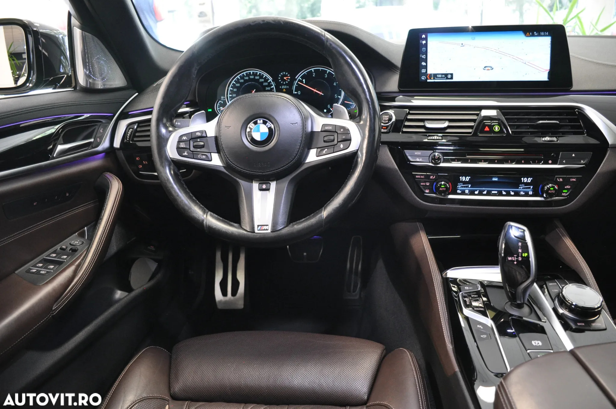 BMW Seria 5 540d xDrive AT - 27