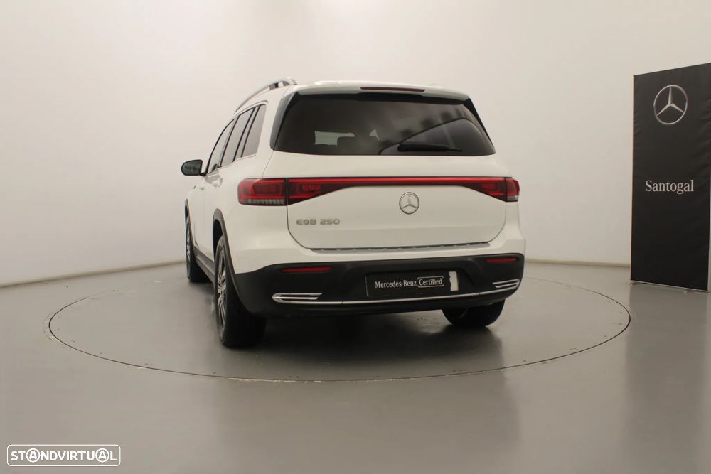 Mercedes-Benz EQB 250 Electric Art - 9