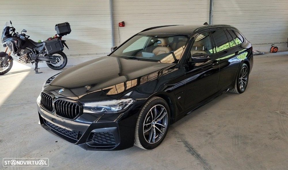 BMW 530 e Pack Desportivo M - 10
