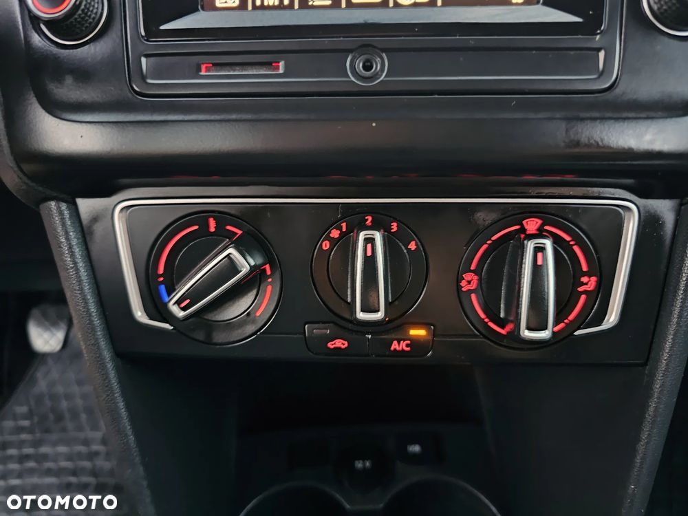 Volkswagen Polo - 23