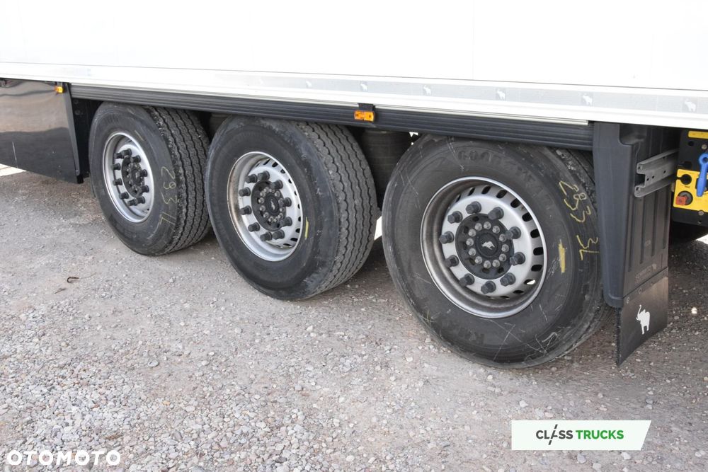 Schmitz Cargobull SKO FP 60 Carrier Vector 1550 - 11