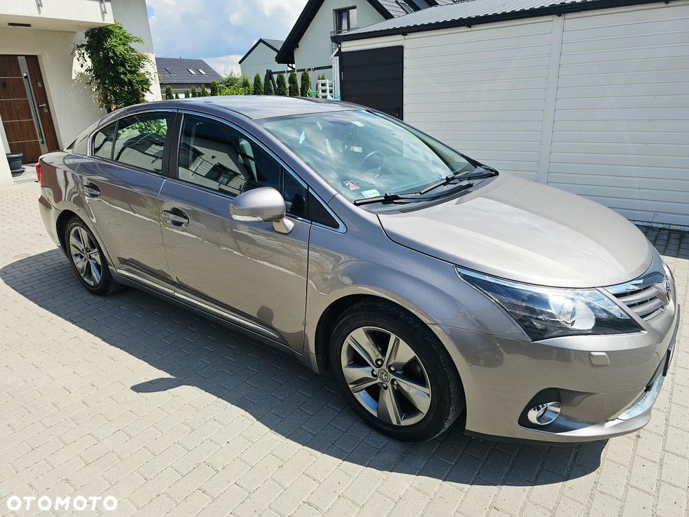 Toyota Avensis 1.8 Prestige - 11