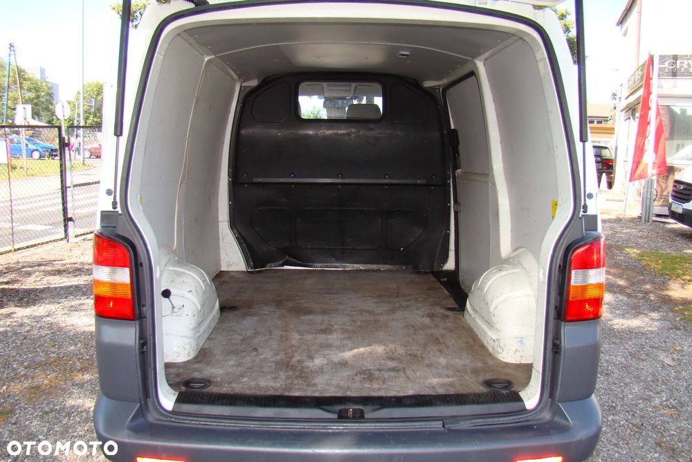 Volkswagen Transporter T5 - 12