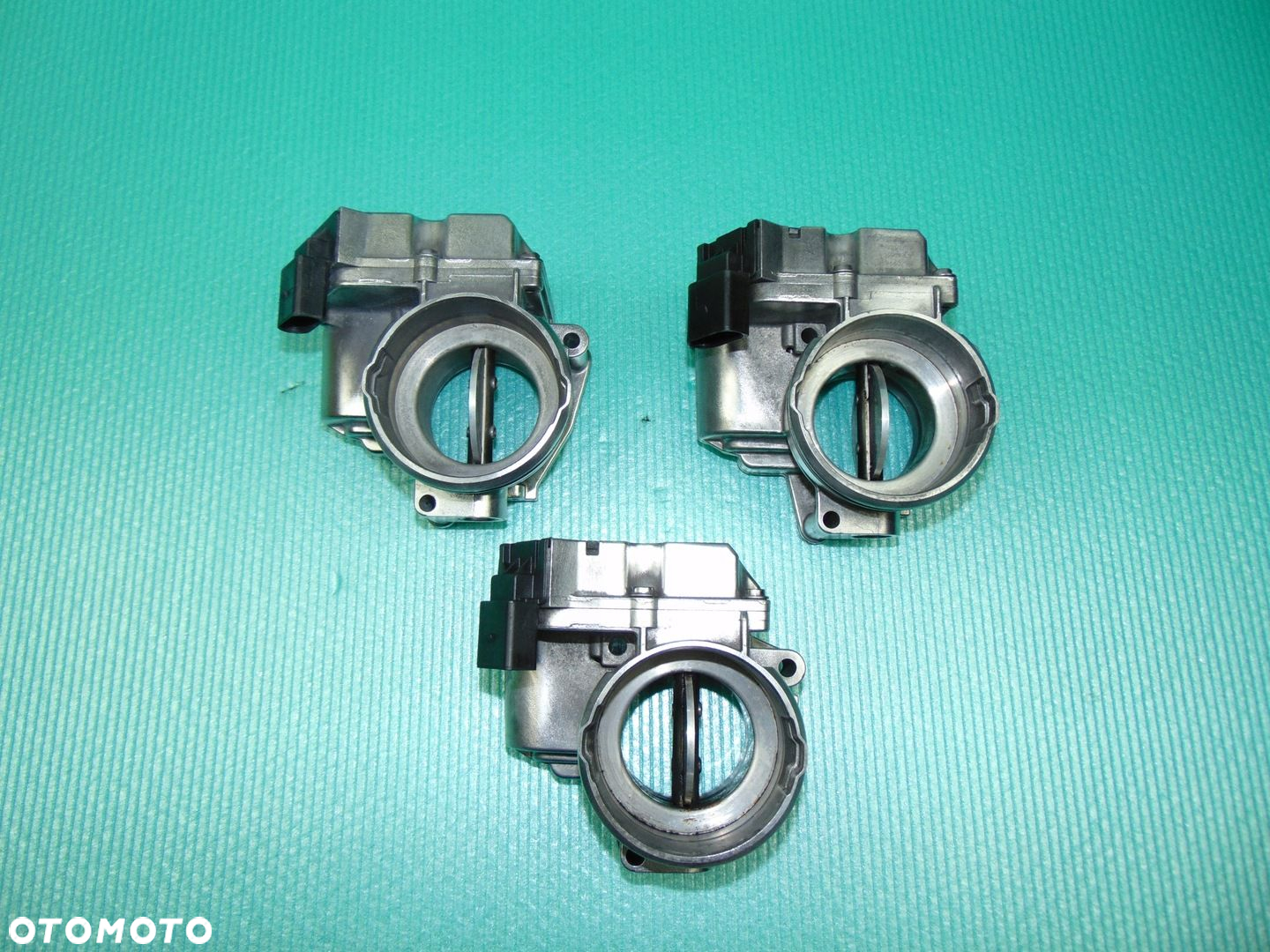 Przepustnica  Audi A4 B7 A6 C6 1,9TDI BKE BRB 2,0TDI BLB BRE BPW 03G128063J - 2