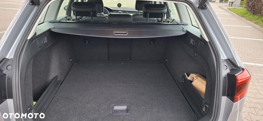 Volkswagen Passat - 26