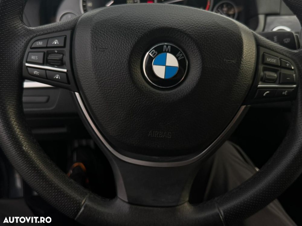 BMW Seria 5 530d xDrive - 5