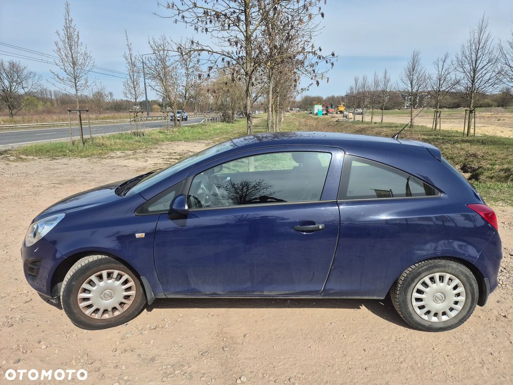 Opel Corsa 1.0 12V Essentia - 3