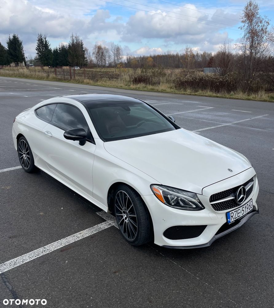 Mercedes-Benz Klasa C 300 9G-TRONIC AMG Line - 4