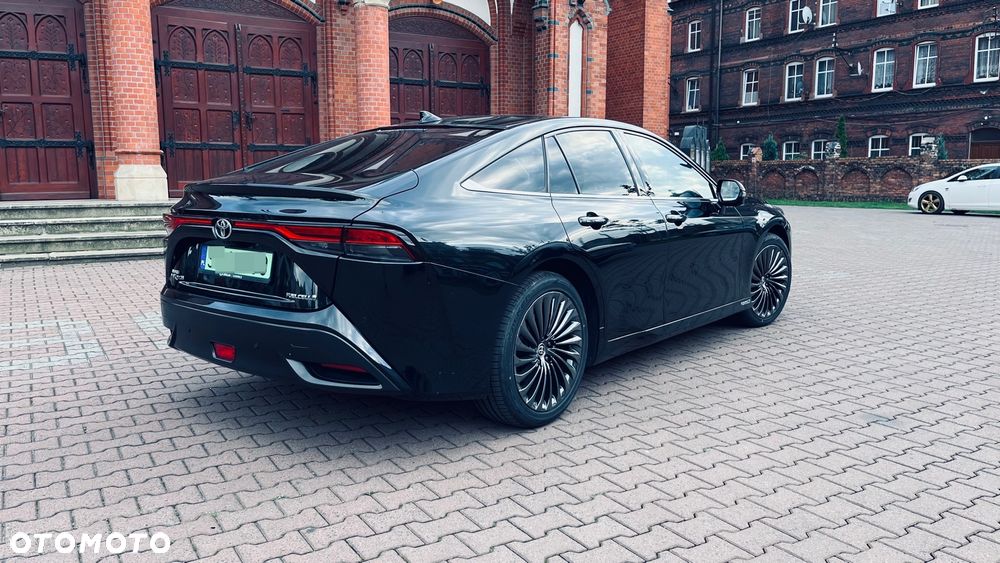 Toyota Mirai Executive - 2