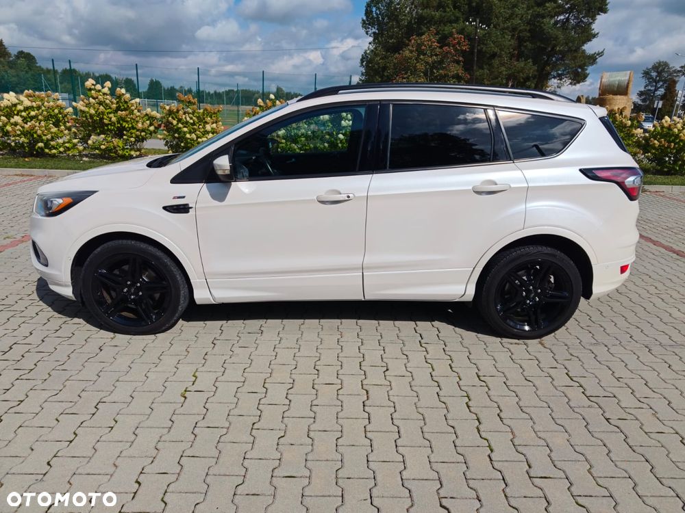 Ford Kuga 2.0 TDCi 2x4 ST-Line - 20
