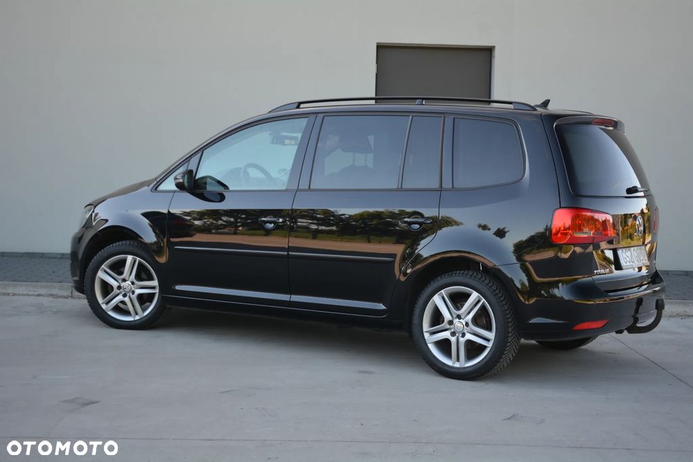 Volkswagen Touran 1.6 TDI BMT Comfortline - 10
