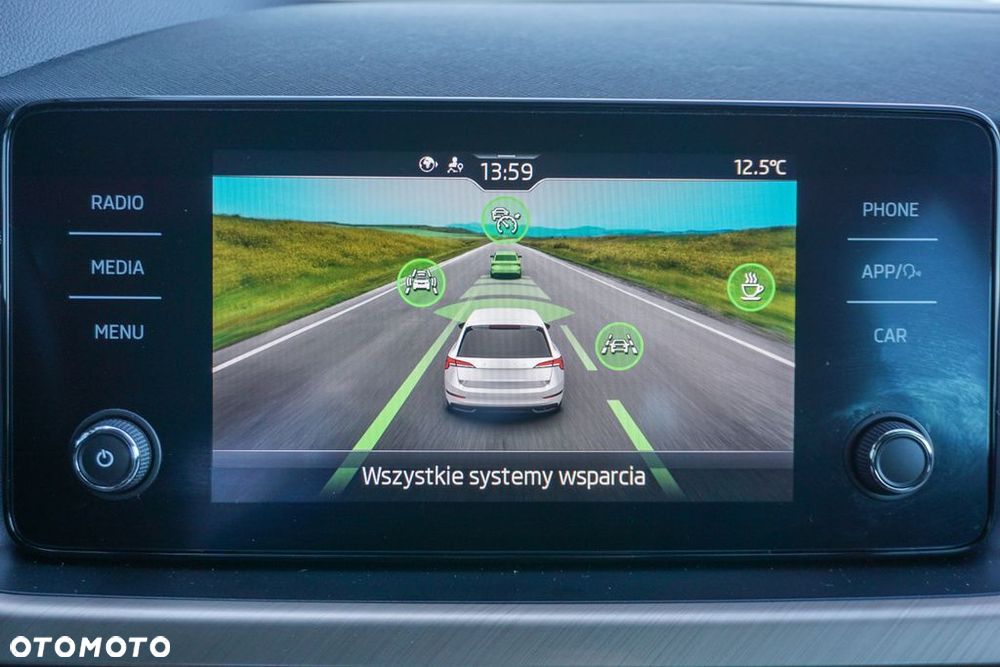 Skoda Scala 1.5 TSI Style DSG - 29