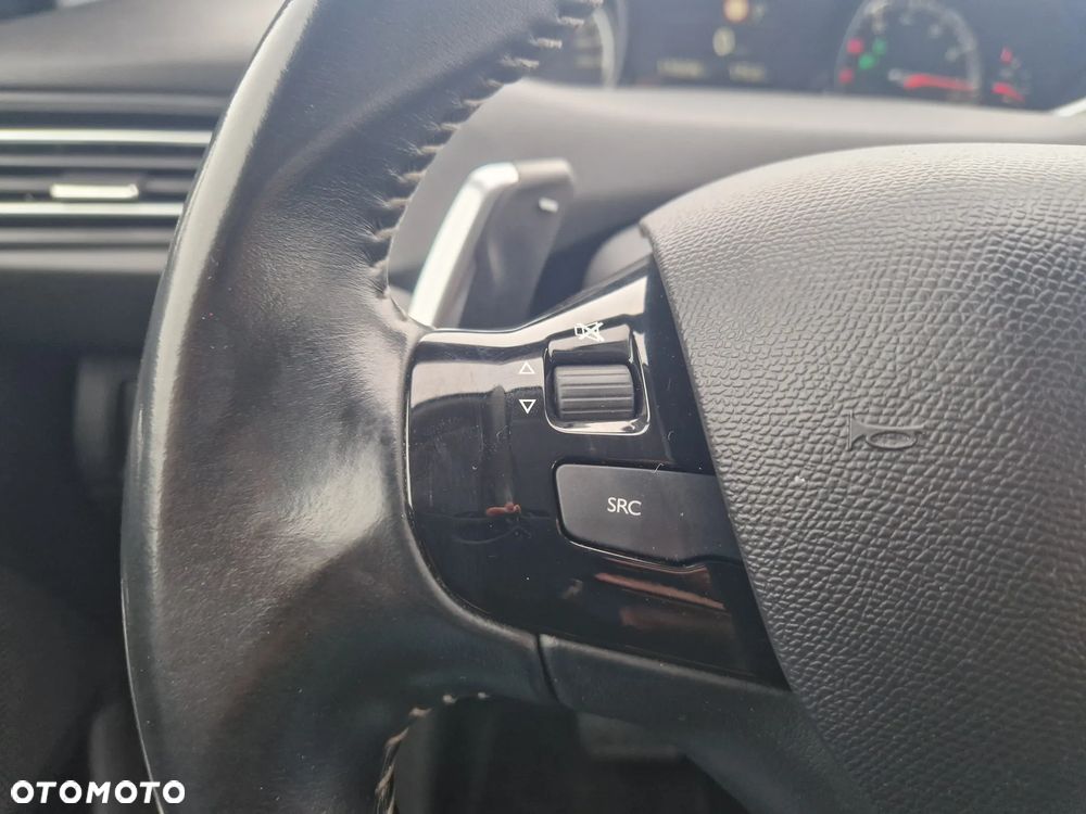 Peugeot 308 - 14