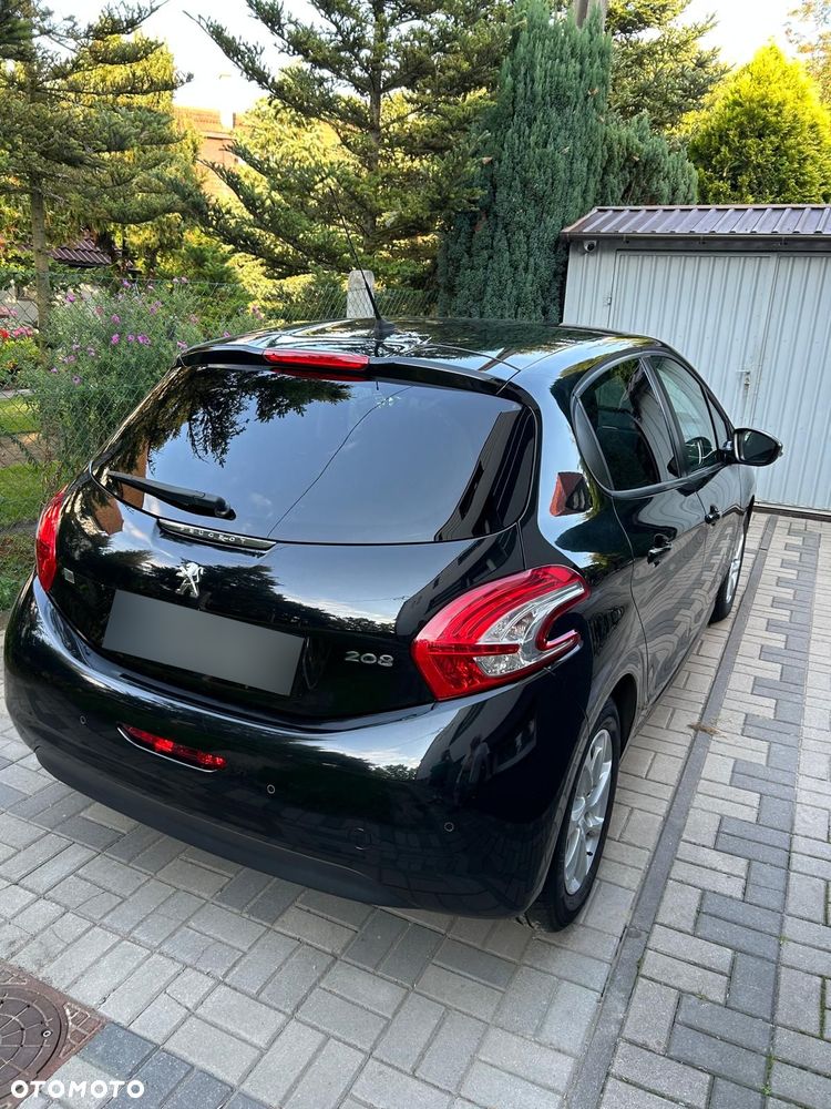 Peugeot 208 - 3