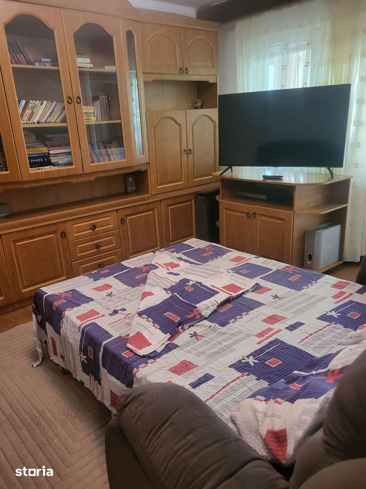 Mangalia 3 camere Rozelor de inchiriat - Imagine principală: 5/8