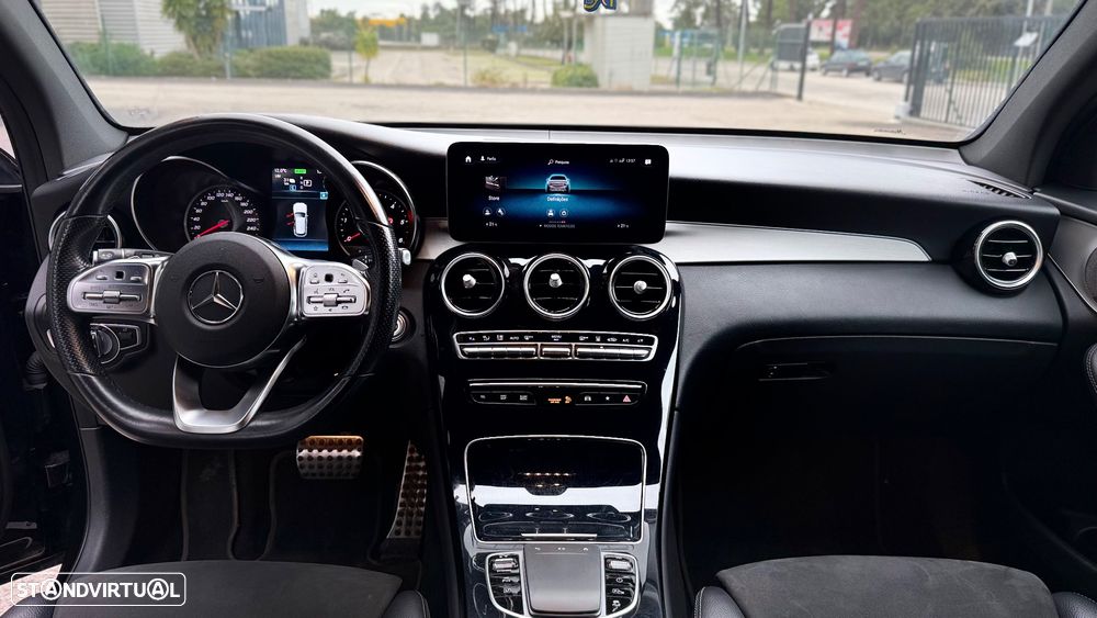 Mercedes-Benz GLC 300 de 4Matic 9G-TRONIC AMG Line Plus - 36