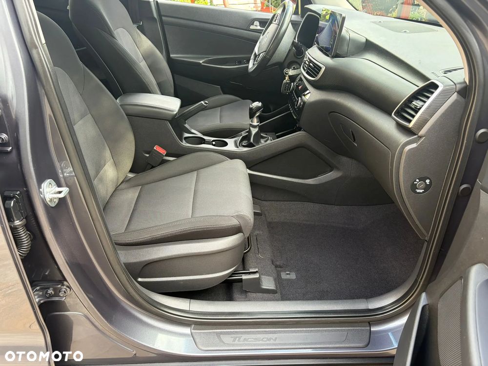 Hyundai Tucson - 25