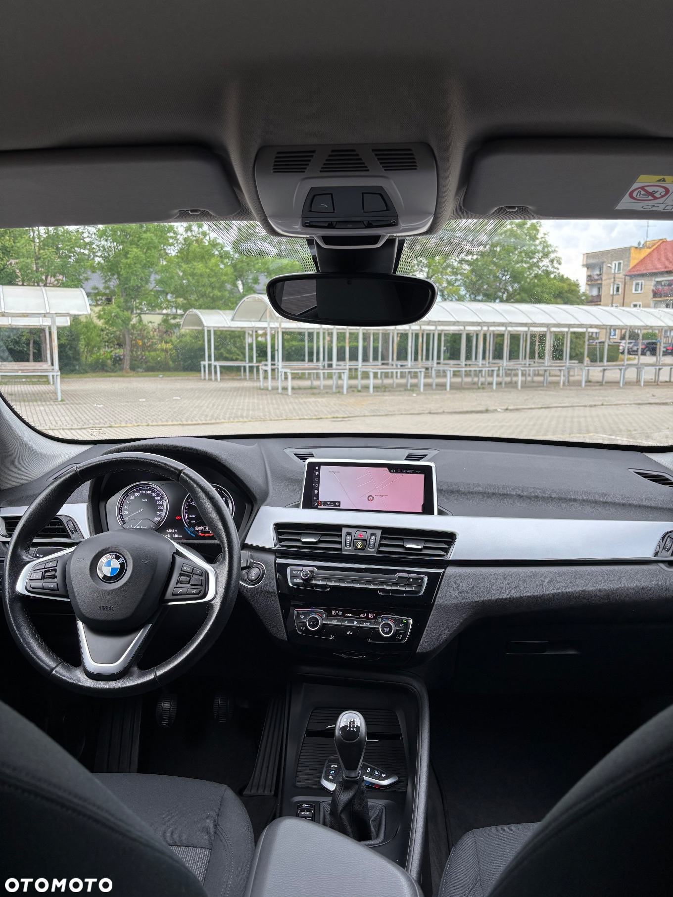 BMW X1 sDrive16d - 16