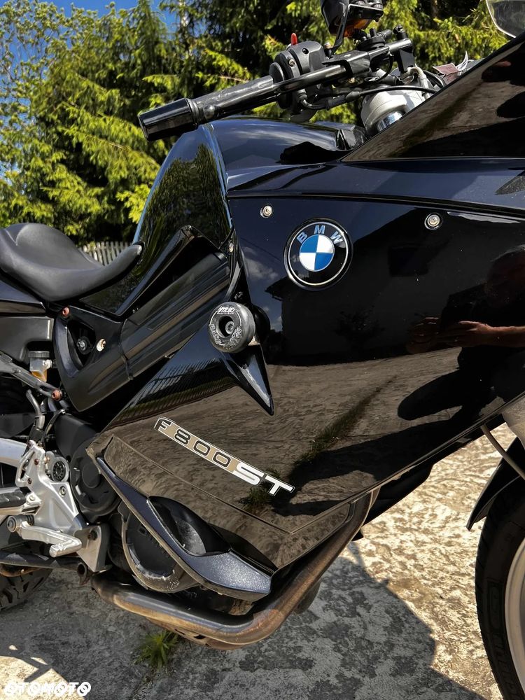 BMW F - 5