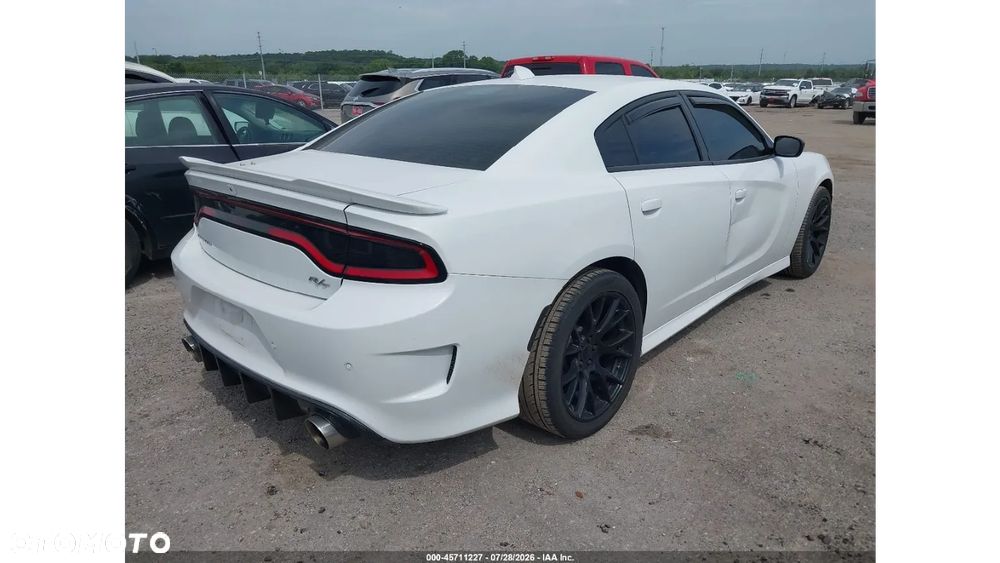 Dodge Charger 5.7 R/T - 4