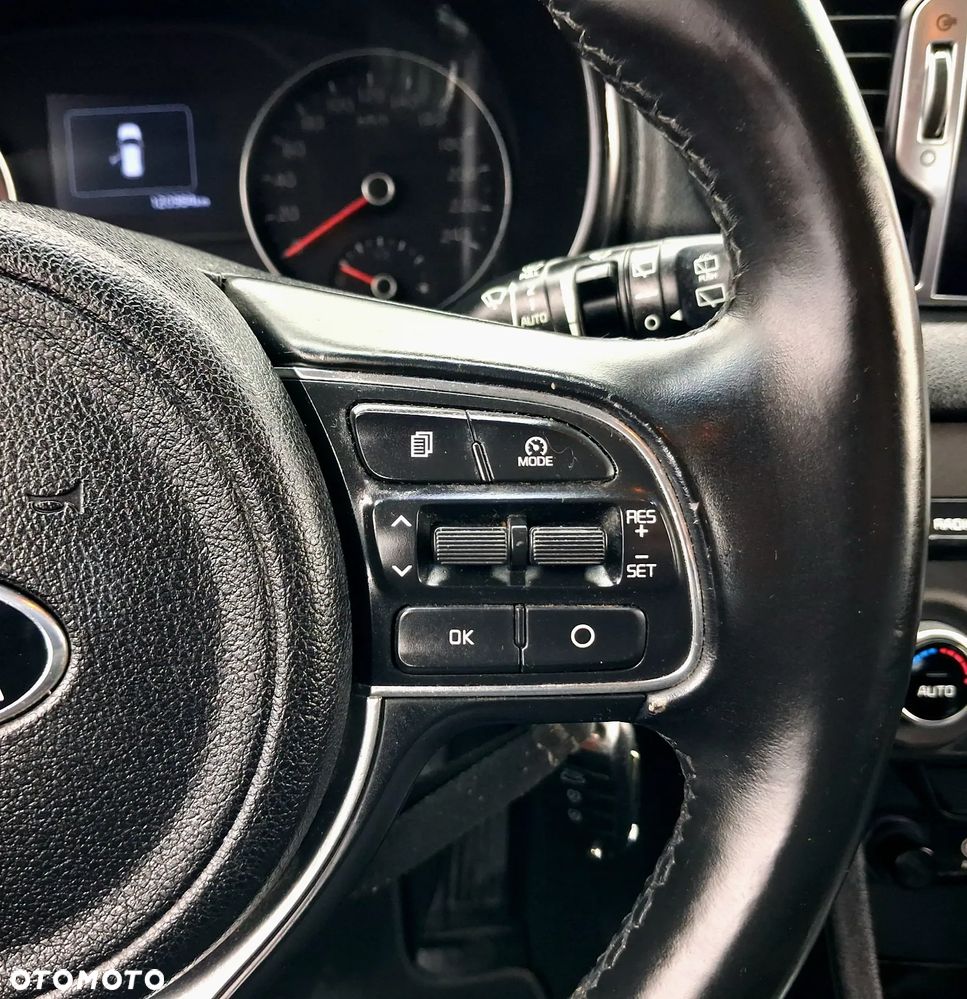 Kia Sportage 1.7 CRDI 2WD Dream-Team Edition - 26