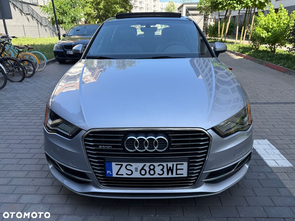 Audi A3 Sportback - 1