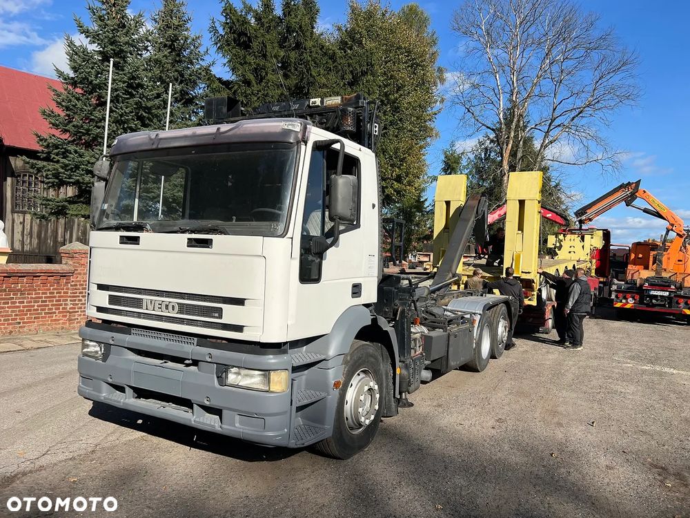 Iveco AT260S42 - 1