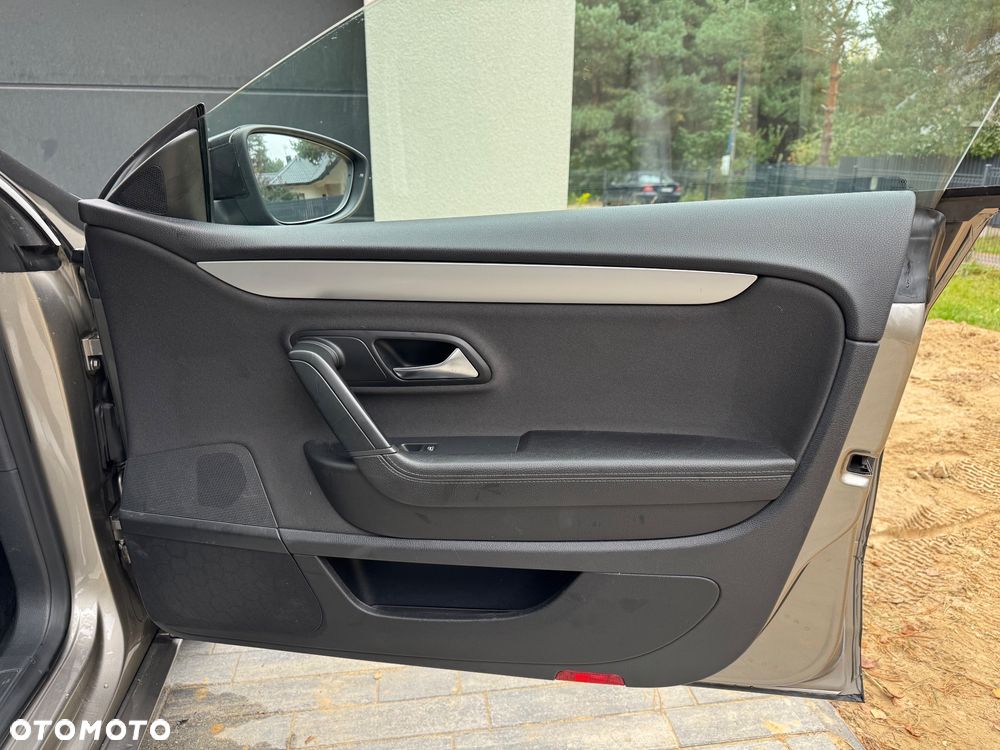 Volkswagen CC 2.0 TDI DPF BMT - 15