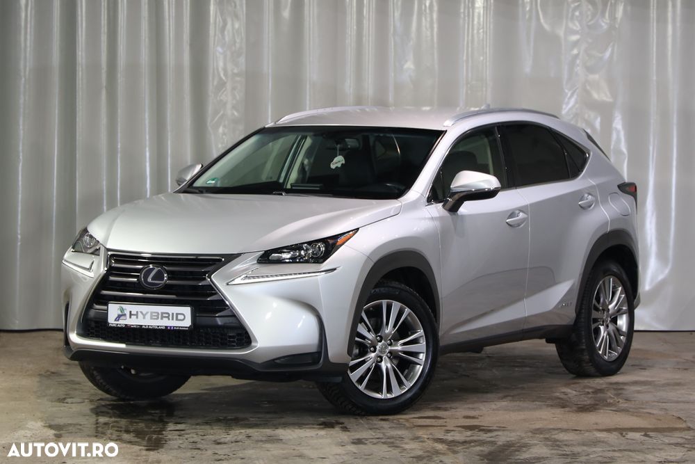 Lexus Seria NX 300h - 2