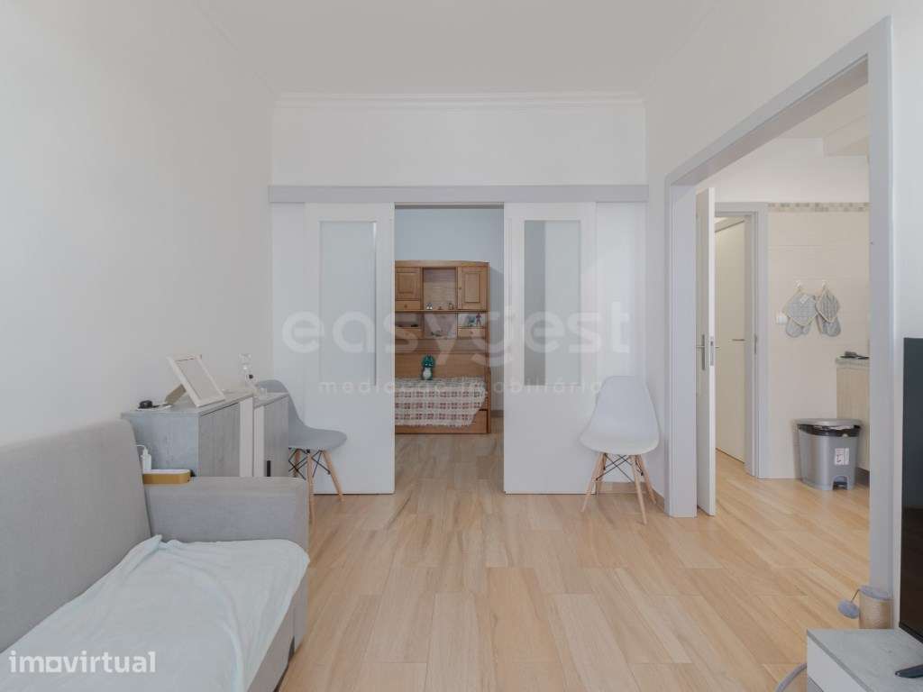 Apartamento T2 Baixa da Banheira - Renovado - Grande imagem: 4/15