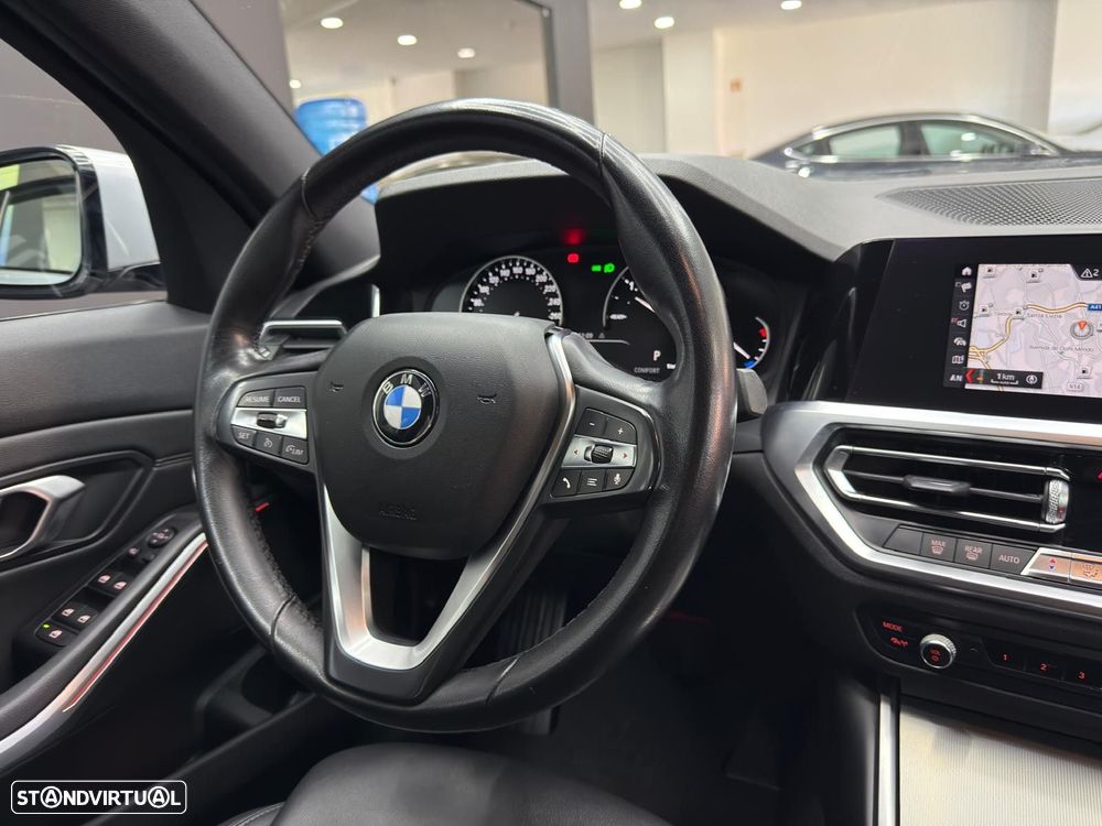 BMW 318 d Line Sport Auto - 24