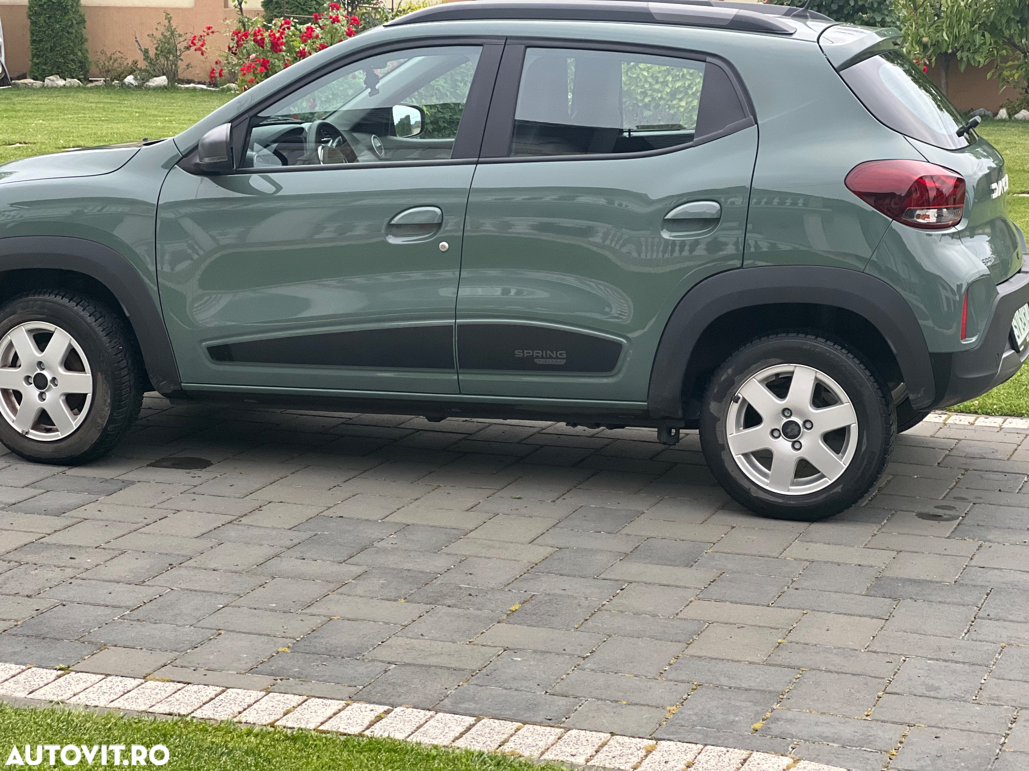 Dacia Spring Expression - 5
