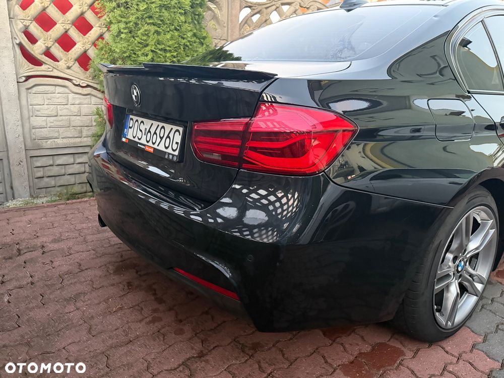 BMW Seria 3 318d M Sport - 4