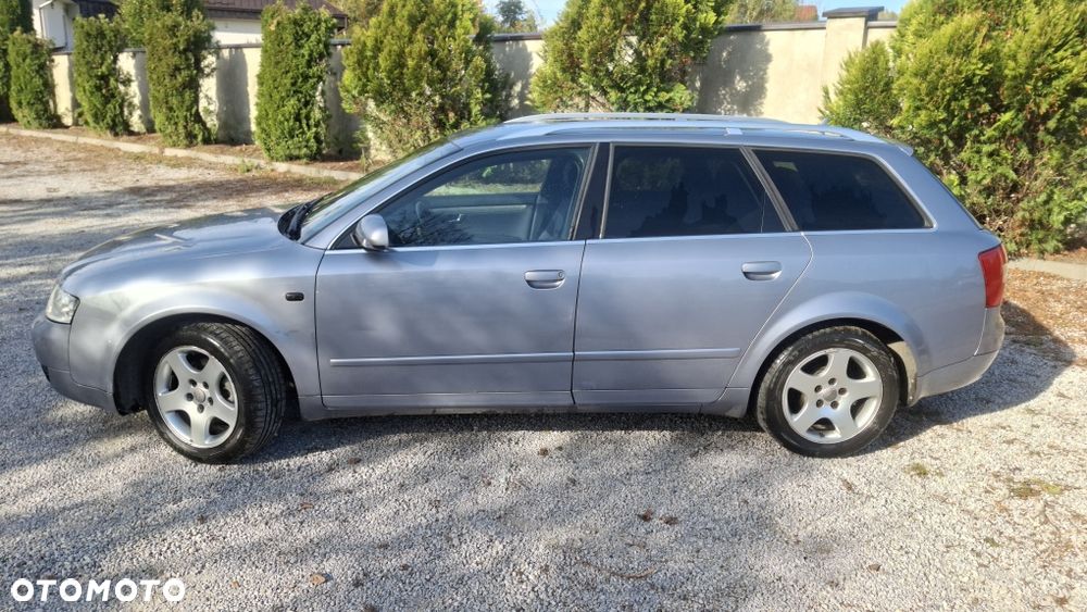 Audi A4 Avant - 4