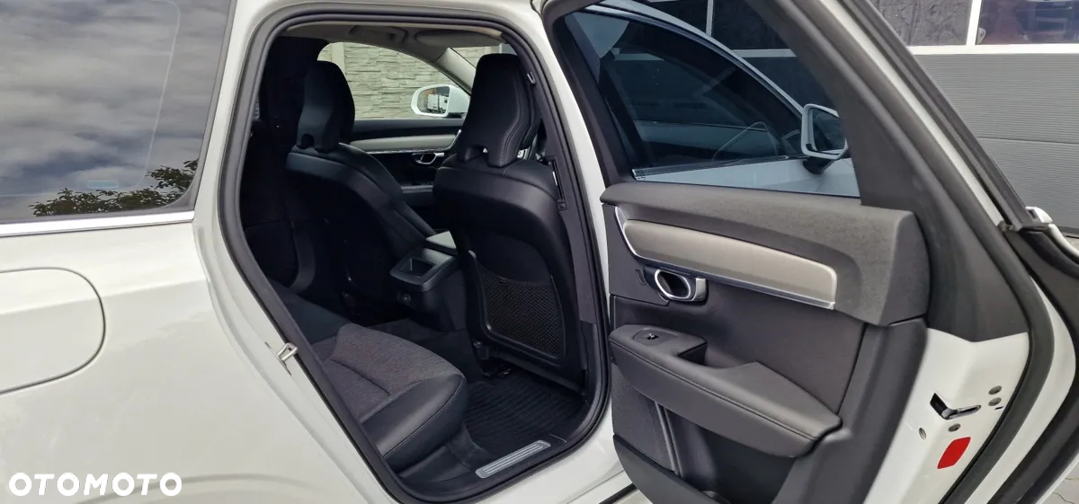 Volvo V90 B4 D Geartronic Momentum - 25