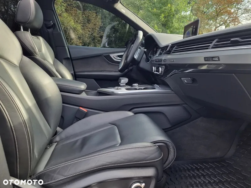 Audi Q7 3.0 TDI DPF Quattro Tiptronic - 24
