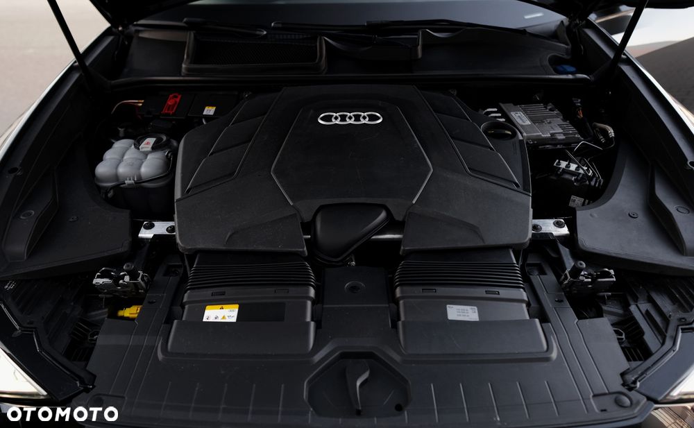 Audi Q8 55 TFSI quattro tiptronic - 20