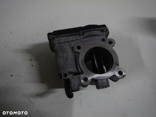 Przepustnica Cabstar Maxity 25 YD25 Denso nr 161191AT0B lub 1T270091